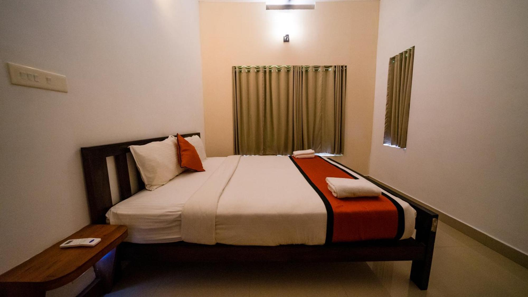 Vythiri Holiday Resort, Wayanad Buitenkant foto