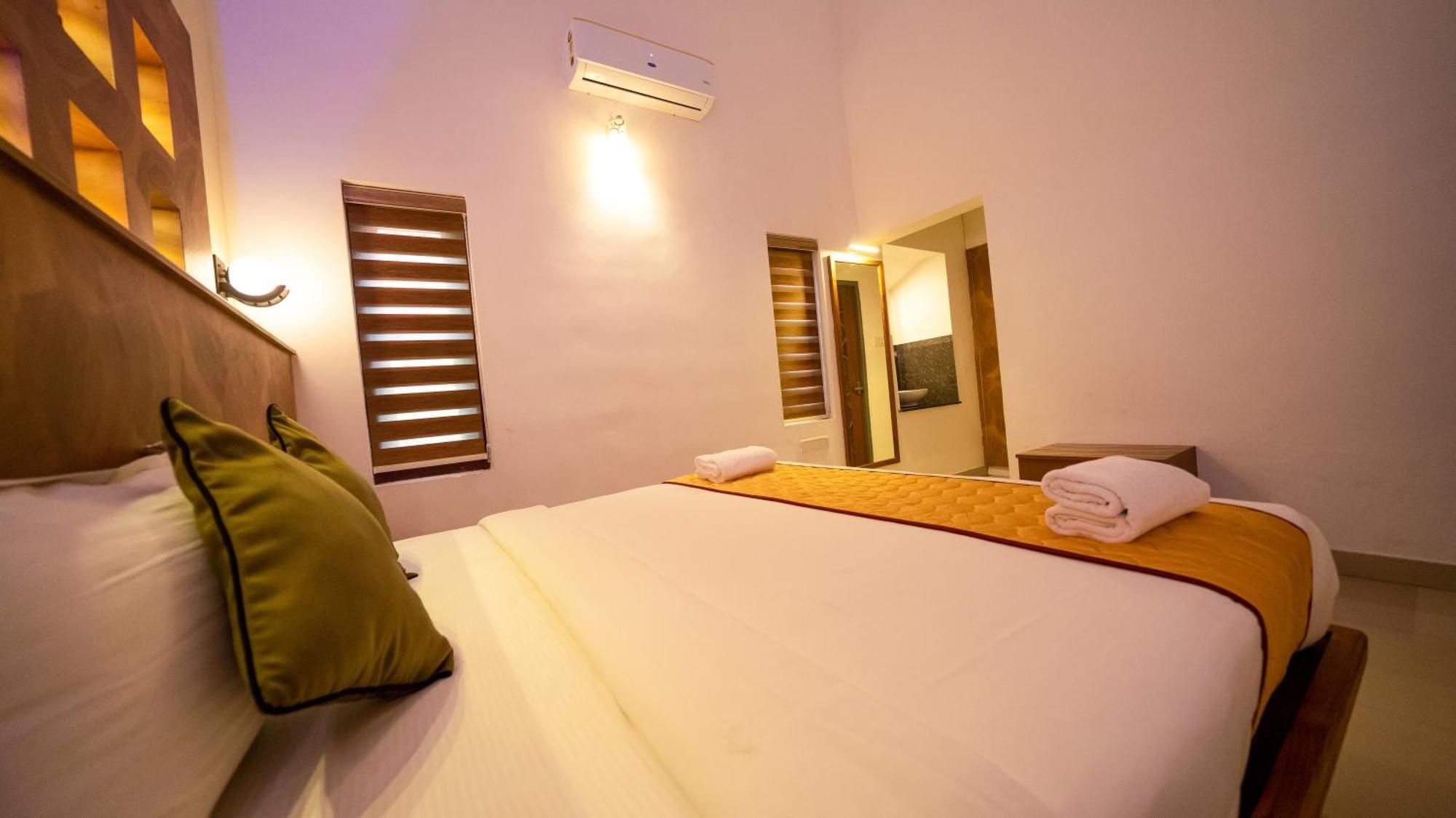 Vythiri Holiday Resort, Wayanad Buitenkant foto