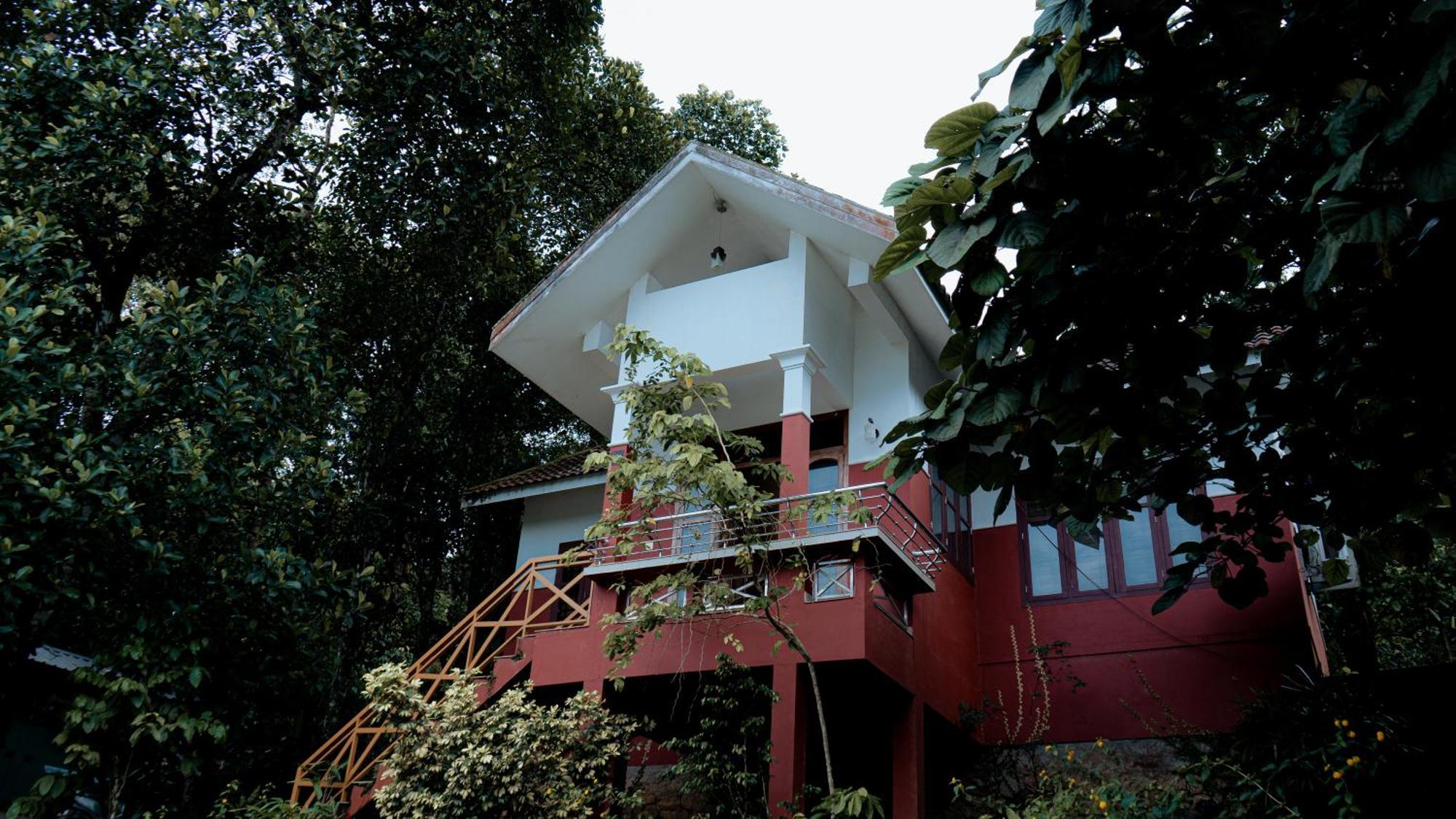 Vythiri Holiday Resort, Wayanad Buitenkant foto