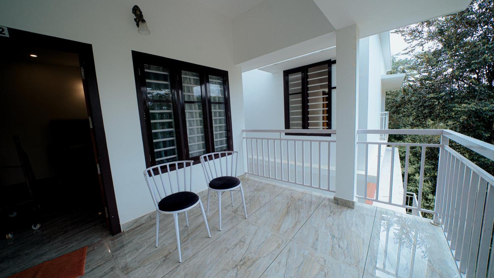 Vythiri Holiday Resort, Wayanad Buitenkant foto
